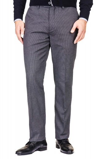 These exquisitely hand stitched mens bespoke dark grey plaid formal pants in 120s wool are spectacular formals for office and corporate events. With extended belt loops and a 2 point button and hook closure, these mens bespoke slim fit wool pants have 2 on seam front pockets and 2 intricately hand sewn back pockets with a double piped button through the pockets on both sides. These mens tailor made slim fit formal dress pants can be purchased at My Custom Tailor at affordable rates. 